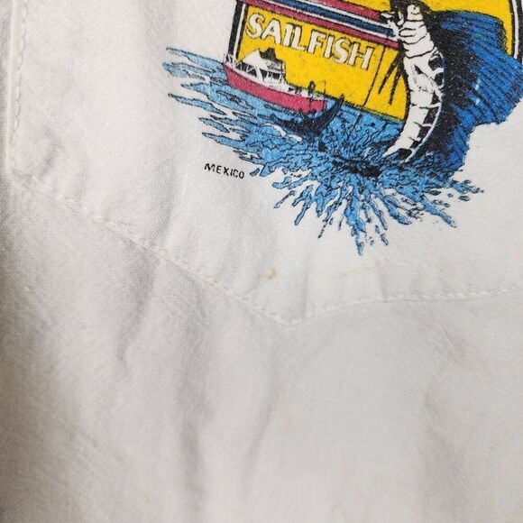 Vintage Mexican Puerto Vallarta Sailfish Shirt Mens M White Surfer - Picture 10 of 12